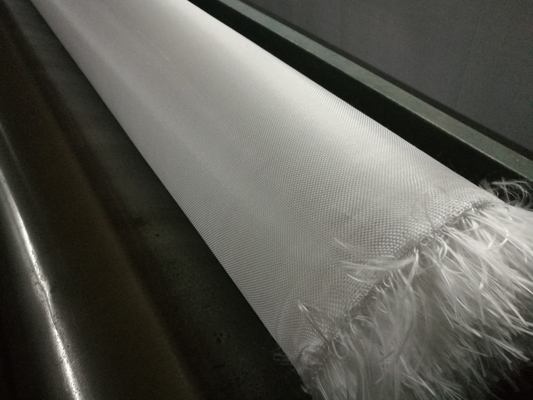 150-50kn बुना भू टेक्सटाइल कपड़ा 320gsm उच्च शक्ति प्रबलित