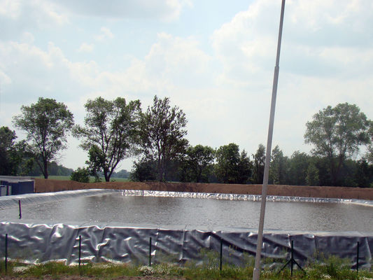 Smooth HDPE Geomembrane Liner Thickness 0.1-3.0mm Tear Strength ≥25KN/m Long-Lasting Performance