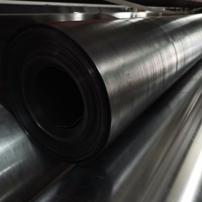 एचडीपीई मछली तालाब के आवरण 1 से 12 मीटर की चौड़ाई के साथ जलीय कृषि सिंचाई जल भंडारण और प्रतिधारण अनुप्रयोगों के लिए डिज़ाइन किया गया